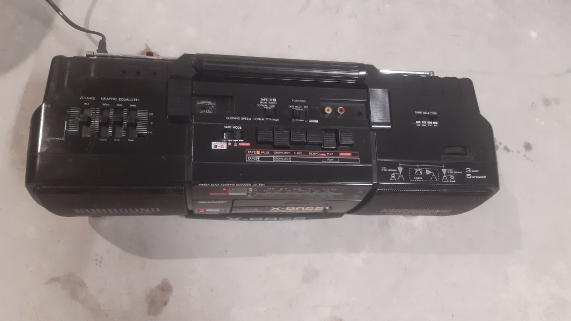 Radiomagnetofon Sharp