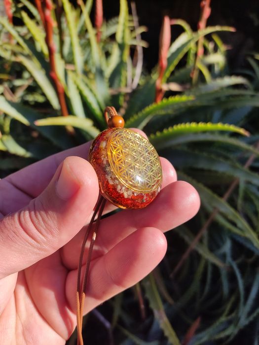Pingente orgonite