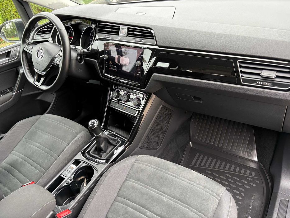 VW TOURAN 2.0 TDI  Full LED , Super Stan , Zarejestrowany!