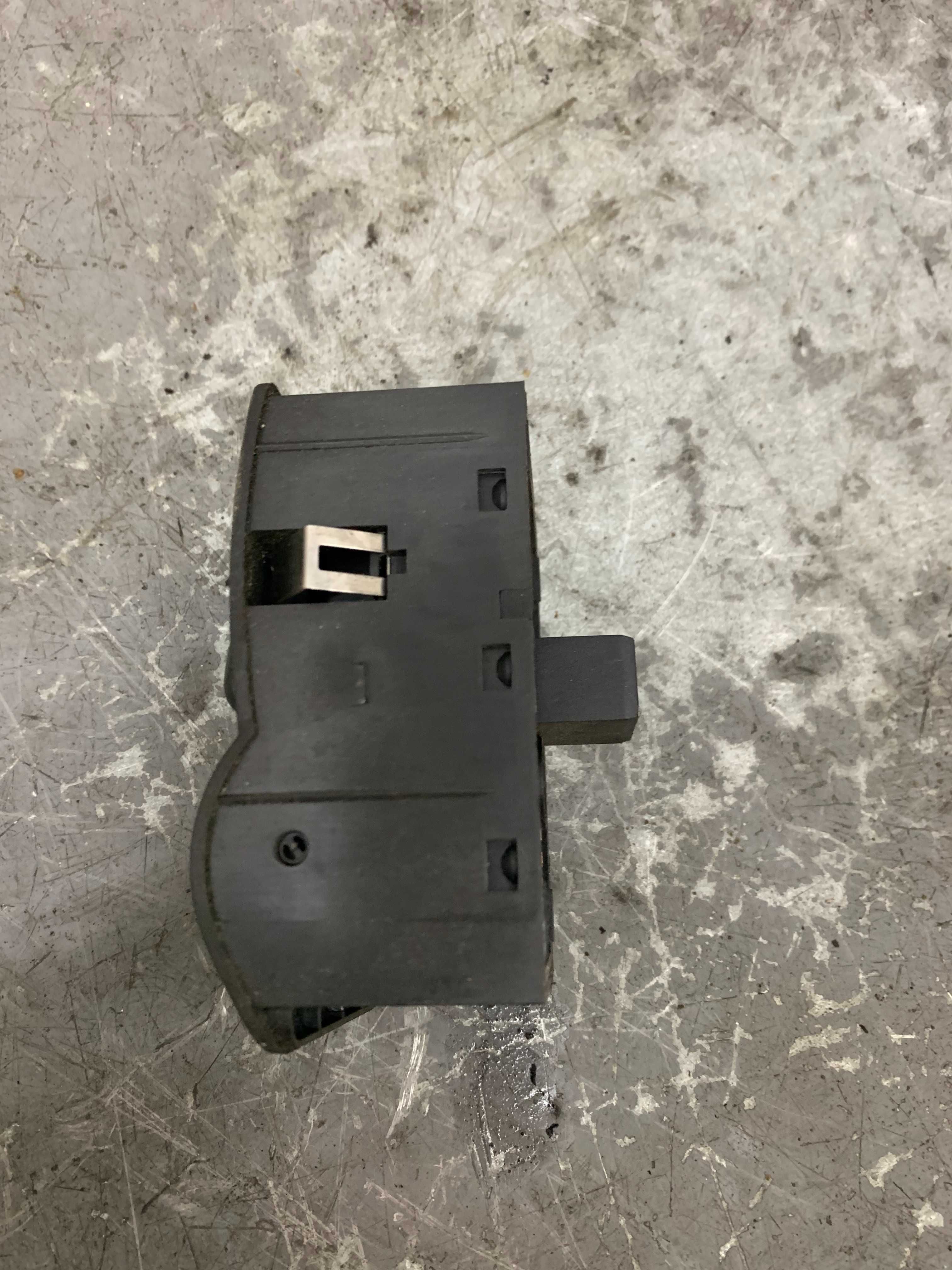 Opel Corsa C Przełącznik Świateł Panel