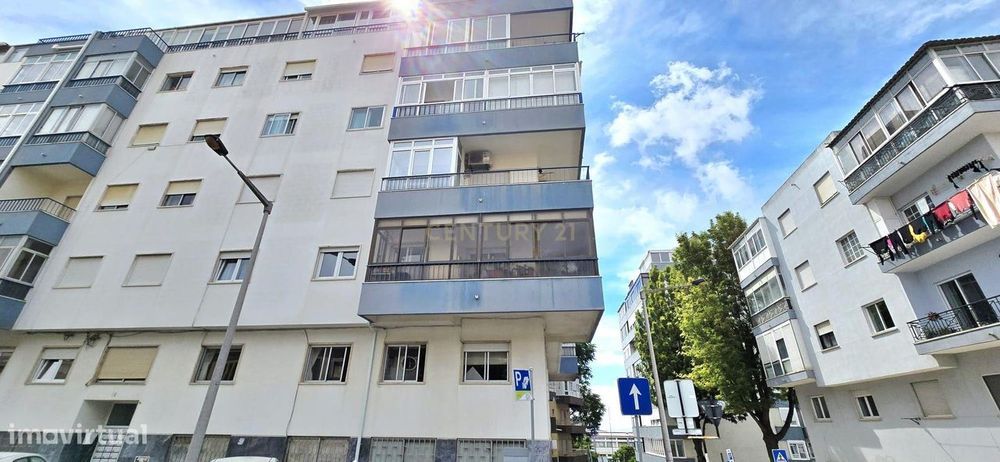 Apartamento T3 com vista e Localização Privilegiada  -  Almada