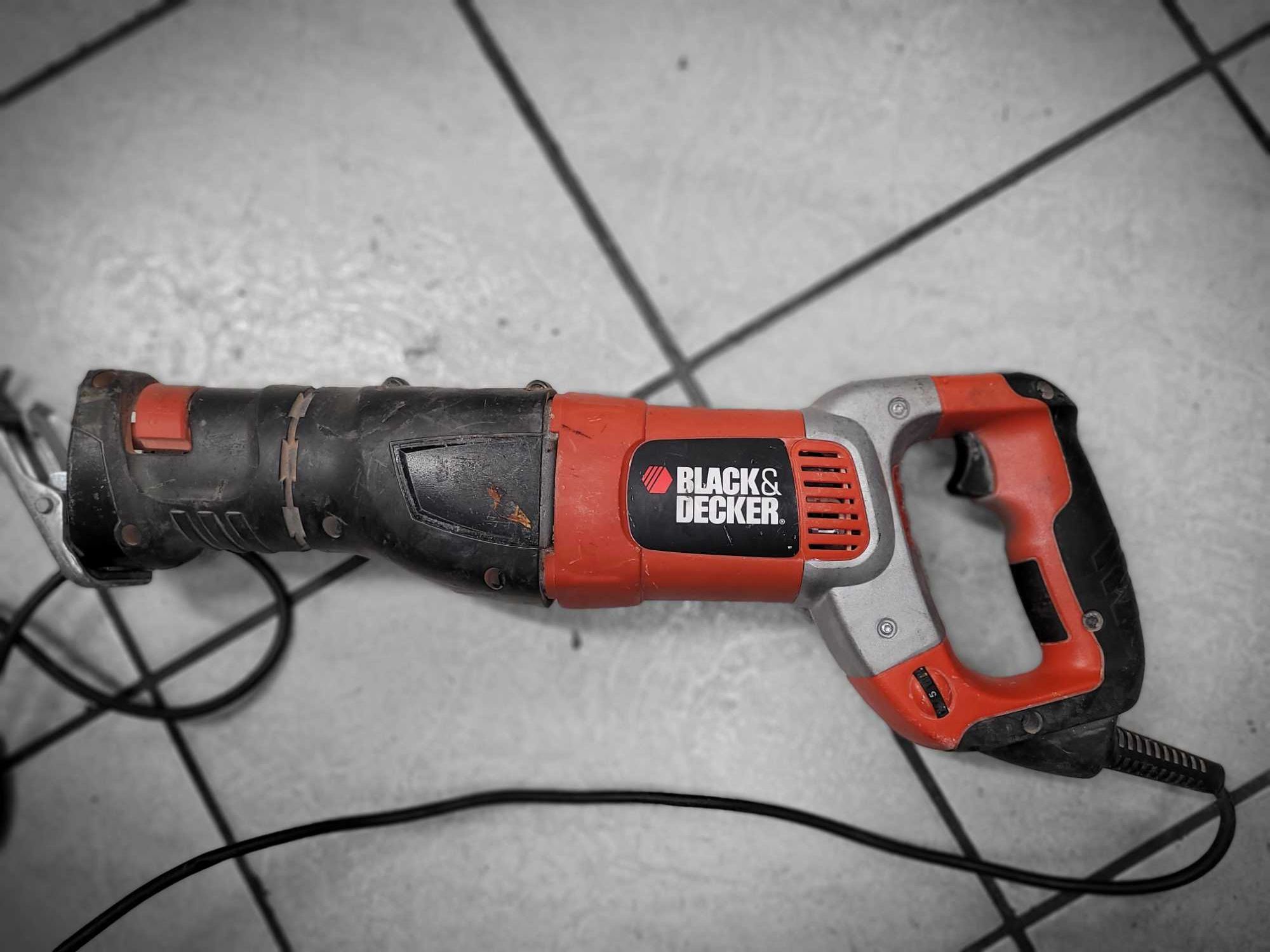 Piła Szablasta Black Decker RS1050E 1050W