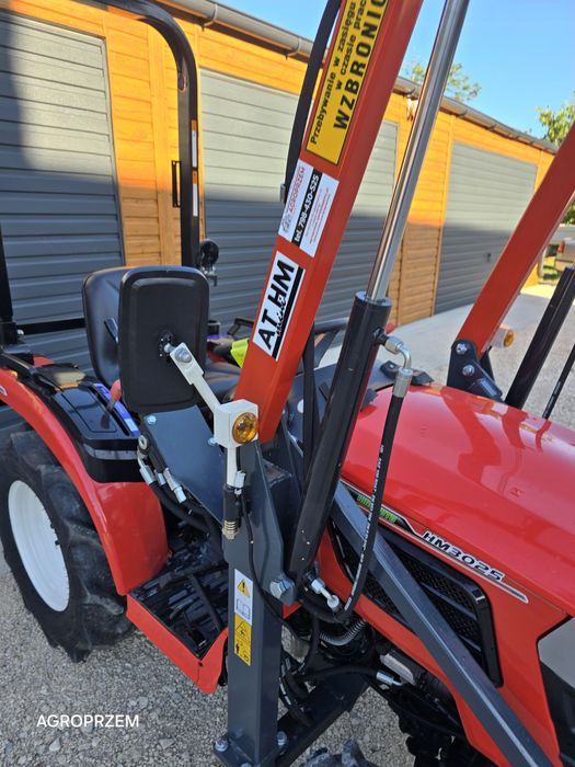 Mini traktorek do prac w ogrodzie- dostawa na terenie polski