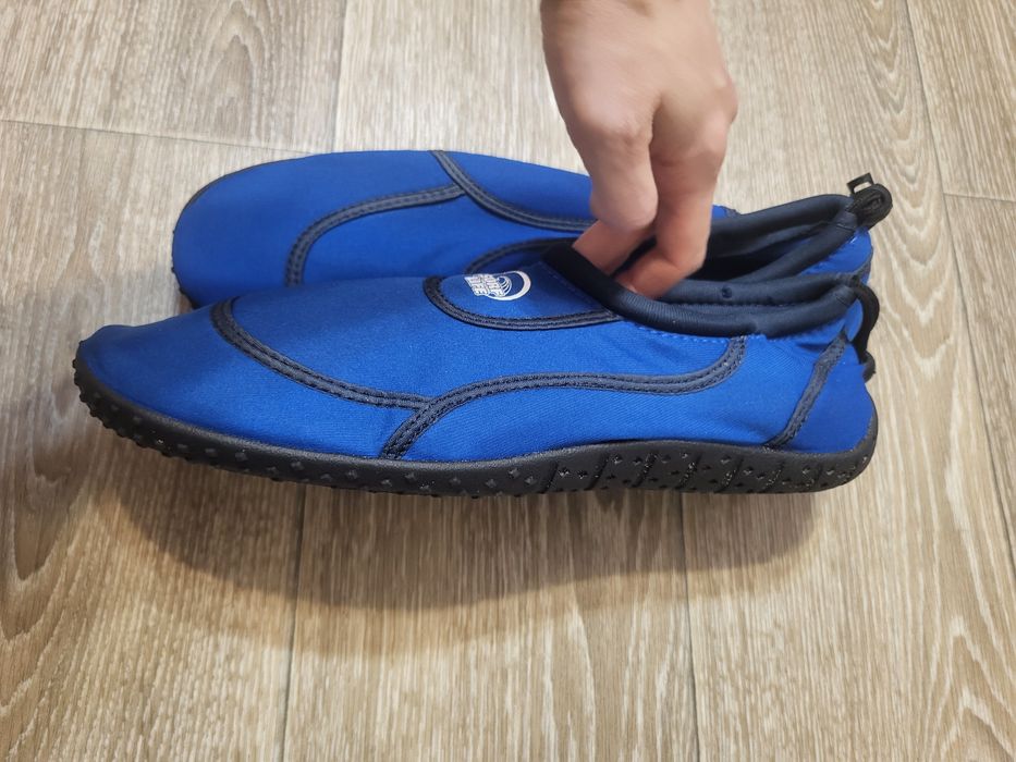 Аквашузи, коралки водні