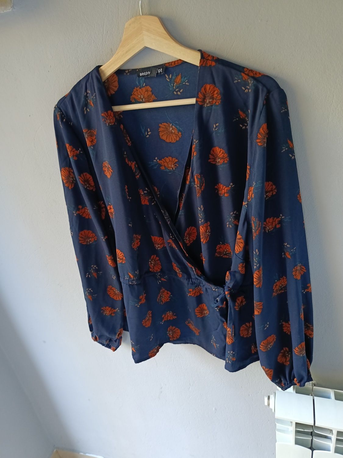 Second script 48 4XL elegancka koszula damska kopertowa floral print