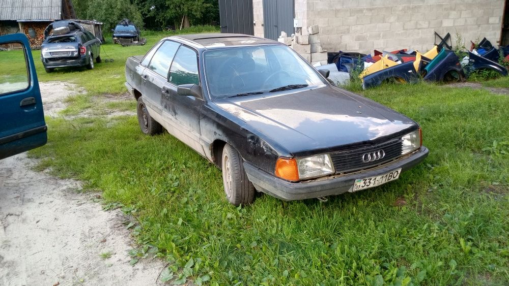 Розборка Ауді 100 1.8 бензин