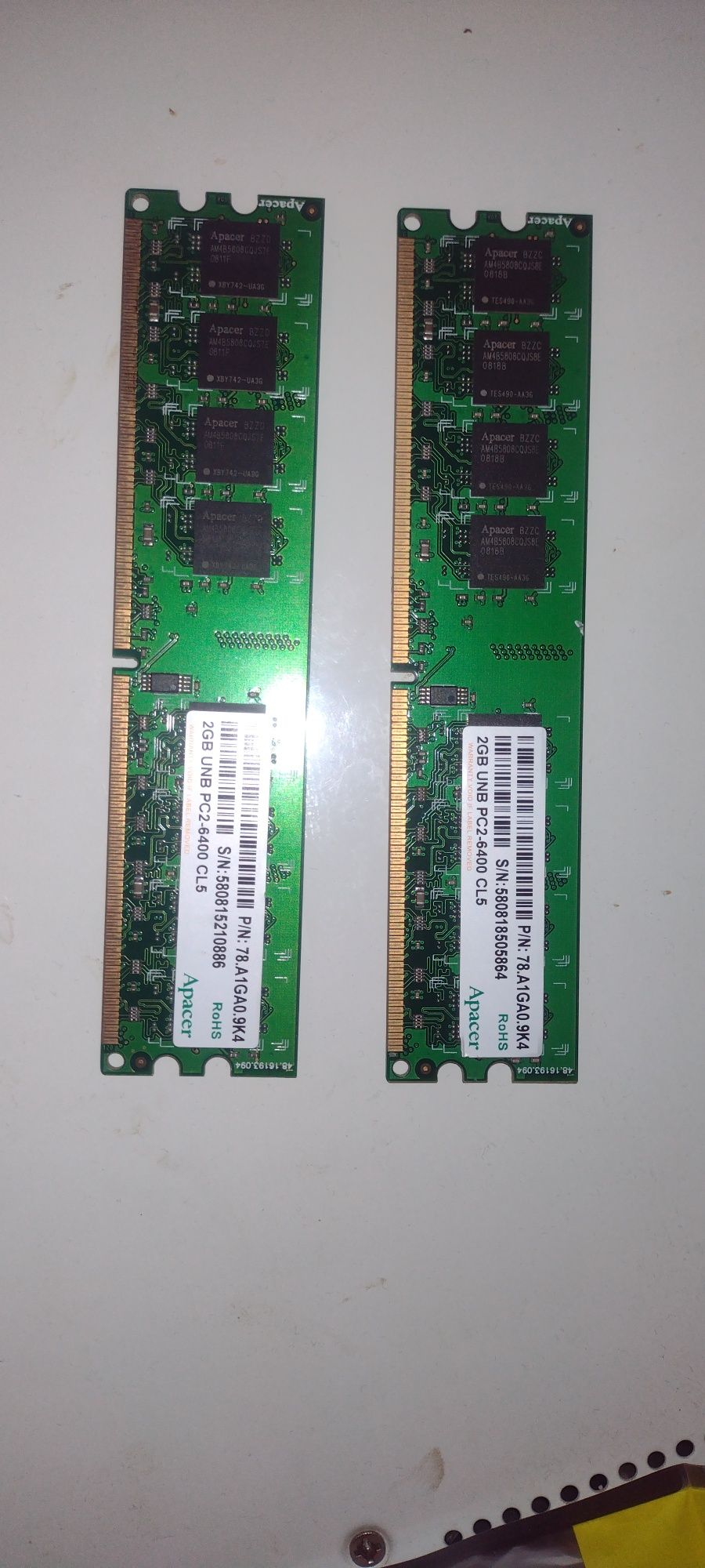 DDR2 2 планки по 2 г