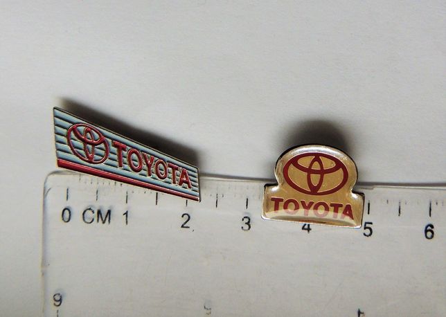 odznaka Toyota komplet