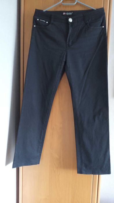 Damskie dziewczęce  spodnie z czarnej bawełny size 32