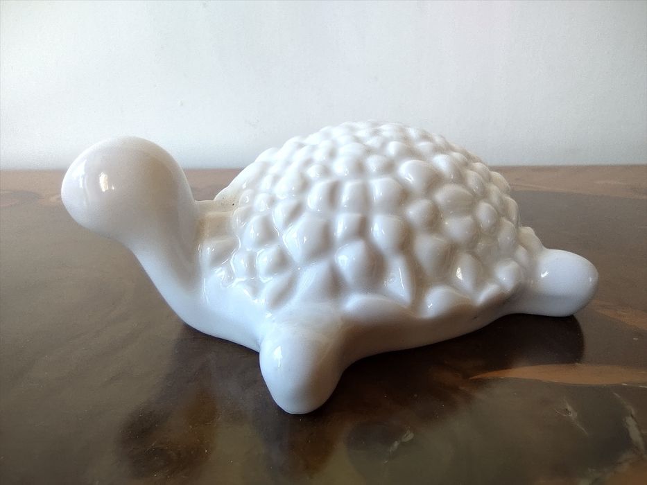 Porcelana NIE Ćmielów Bogucice figurka żółw kolekcja PRL