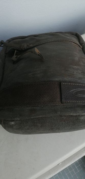 Bolsa para homem em pele