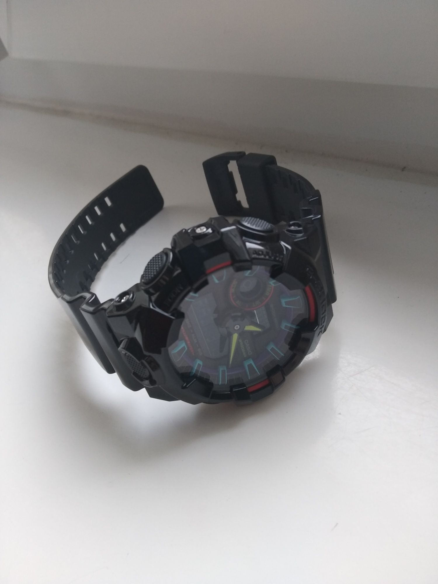 G-Shock GA-700RGB-1AER czarny w oryginalnym pudełku