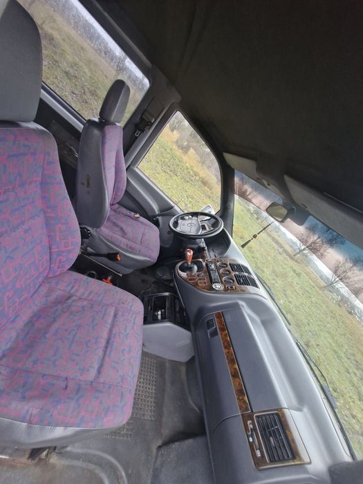 Продам мерседес віто в гарному стані їде добре без нарікань