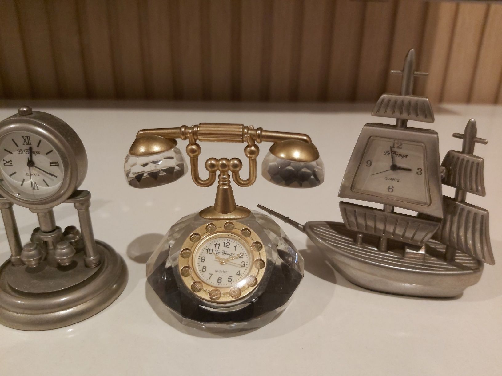 5 relógios miniatura