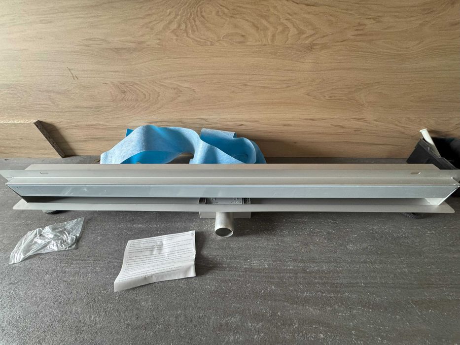 MEXEN FLAT WALL odpływ liniowy ścienny 90 CM