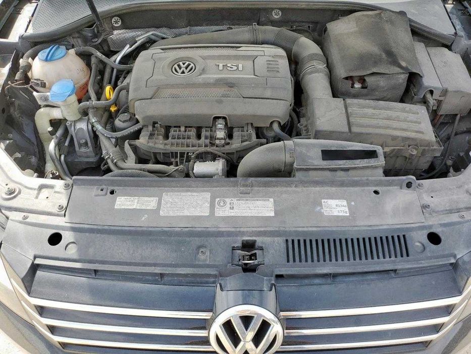 VOLKSWAGEN Passat Se 2014