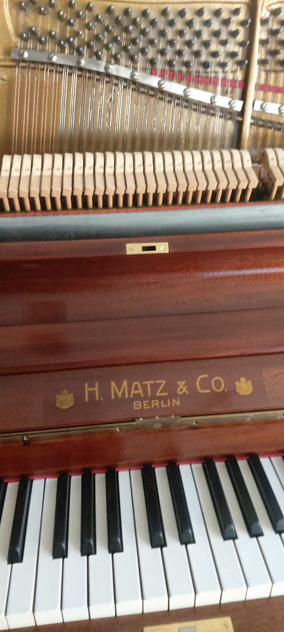 Piano vertical alemão H. Matz - Berlin