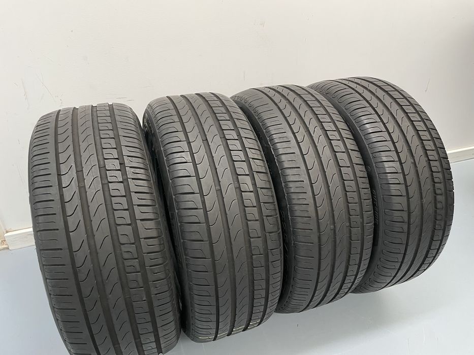 4 Pneus 225/50 R17 Pirelli Runflat