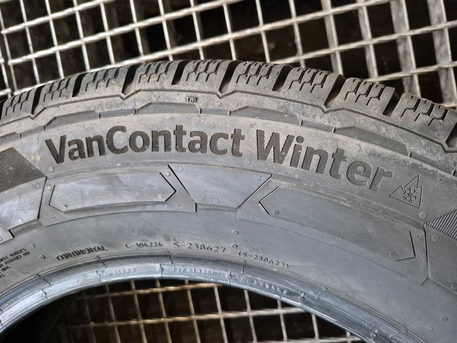 CONTINENTAL  Van Contact Winter 205/70R17C   8,5mm.