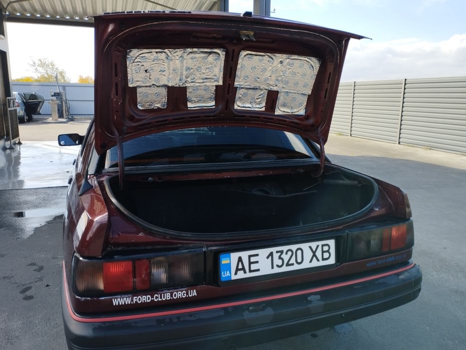 Продам Ford Sierra в хорошем состоянии