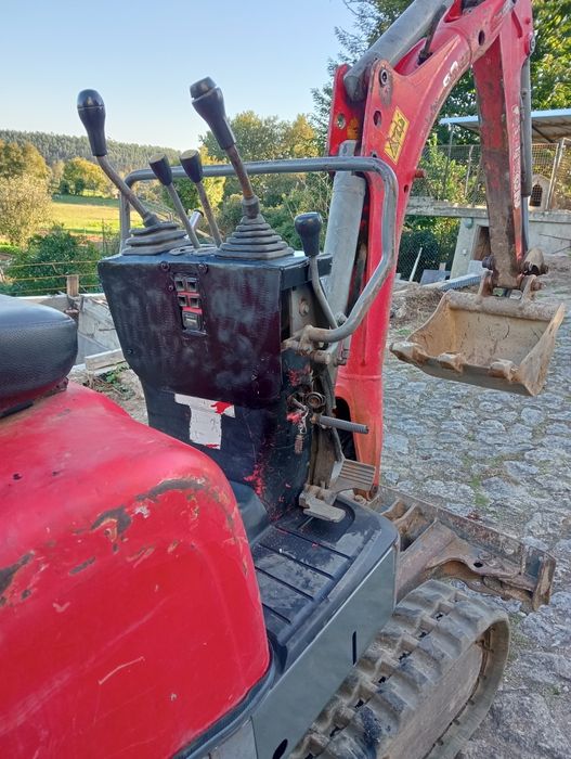 Mini giratória Wacker Neuson usada