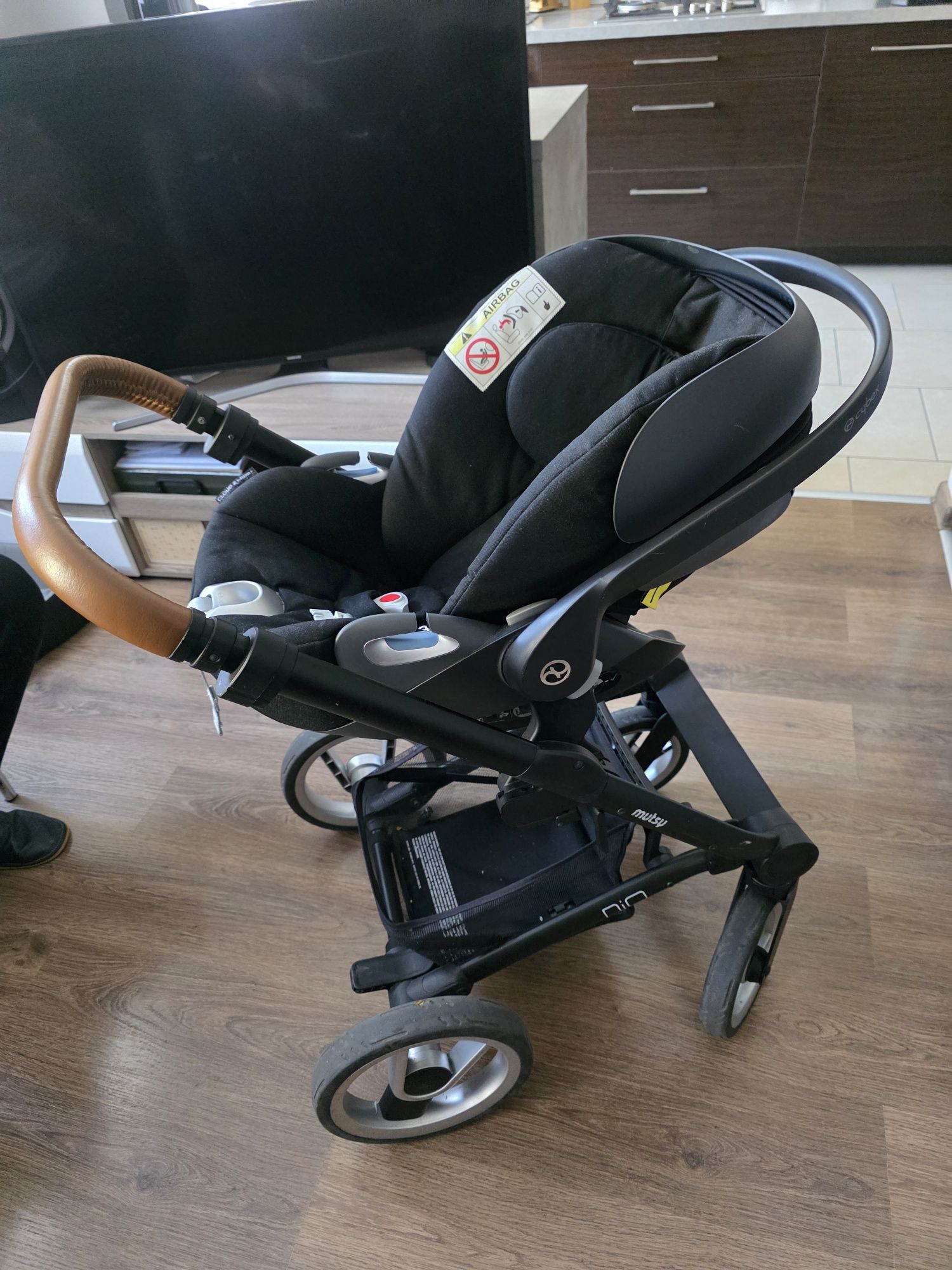 Wozek mutsy 2w1 fotelik cybex