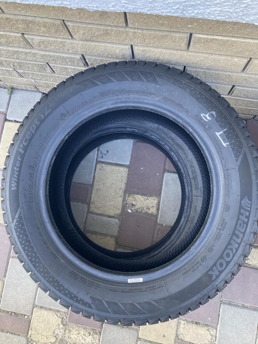 Автошины Hankook winter i*cept iz2 w616 зимові 185/60 r15.   б/у
