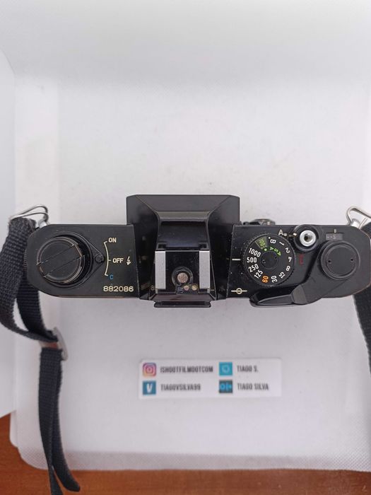 Canon FTb QL + Canon FD 50mm f/1.8 S.C.