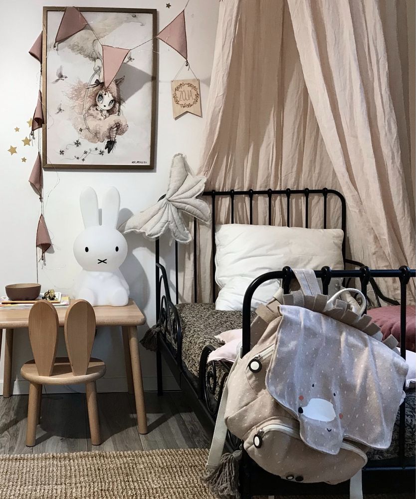 Łóżko Minnen Ikea rozsuwane z materacem