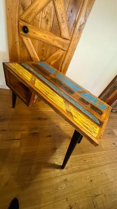 Biurko - Lite lakierowane drewno