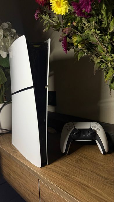 PS5 slim digital edition 1tb