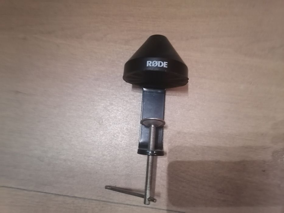 Boom arm RODE para microfone