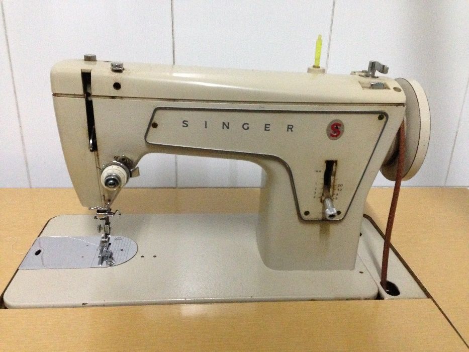 Máquina de costura SINGER