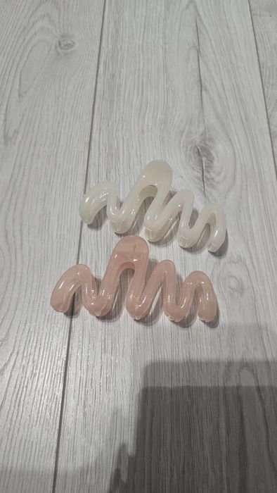 Faliste spinki do włosów klamry różowa biała