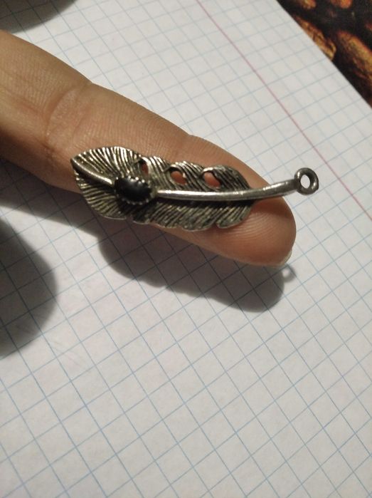 Продам срібну старовину підвіску