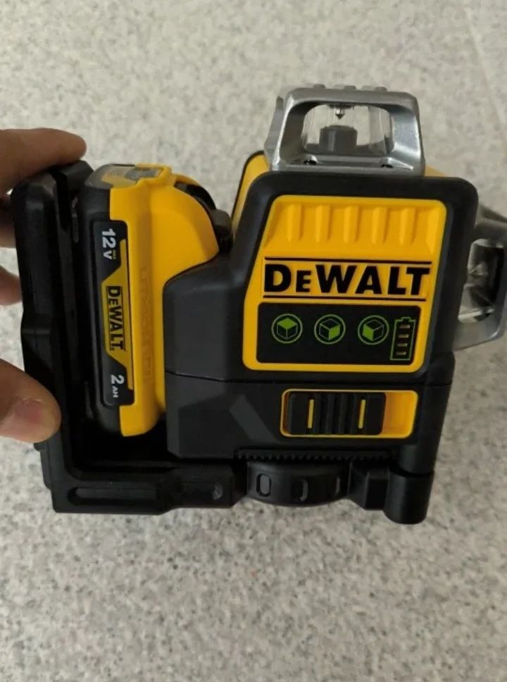 Laser DEWALT 12 linhas verde profissional