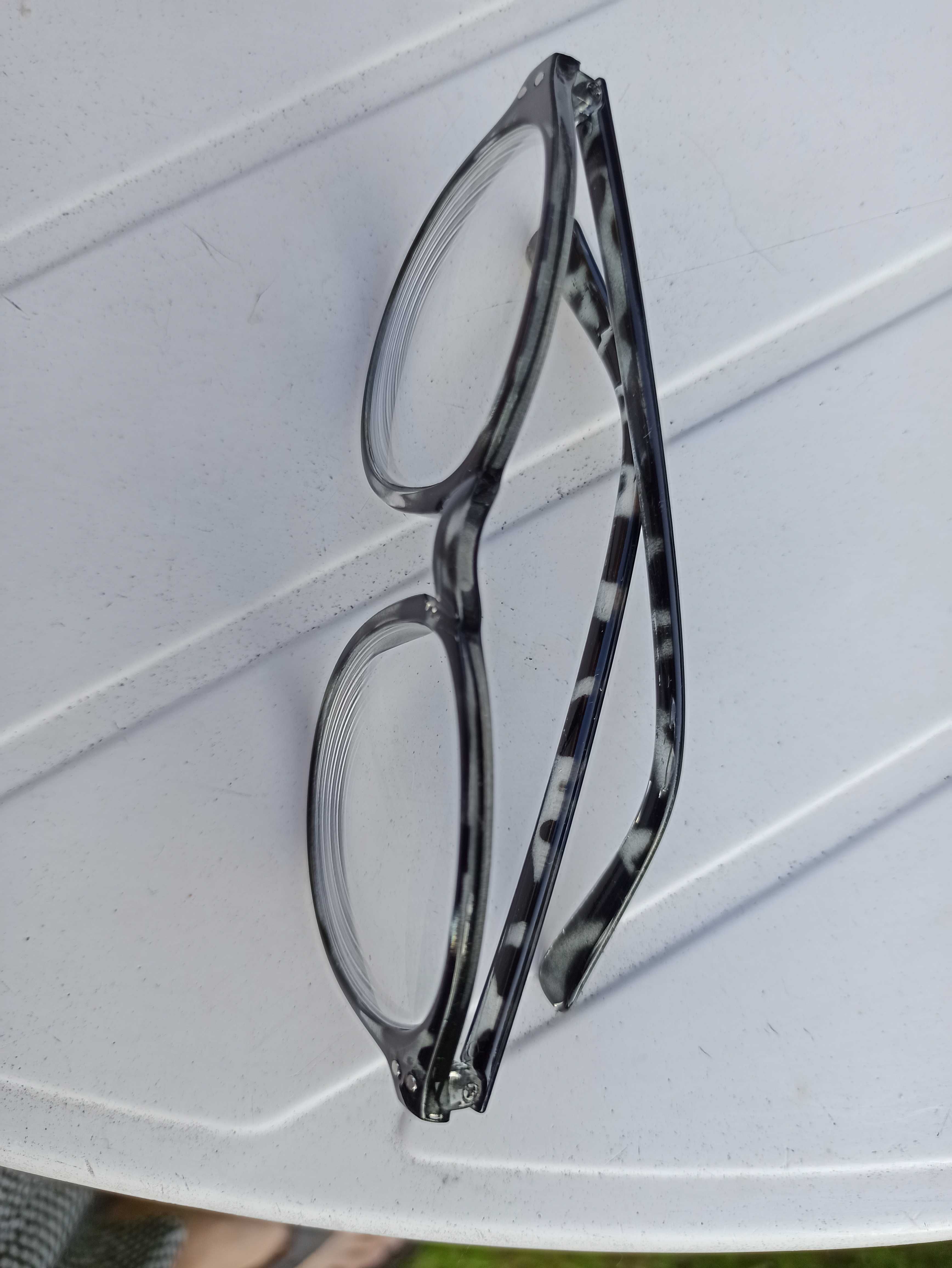 Czarna panterkowe okulary minus półtora -1,5