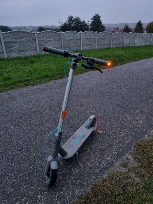 Hulajnoga elektryczna MOTUS Scooty 10 Gen 6 65km 350W 10" Szary
