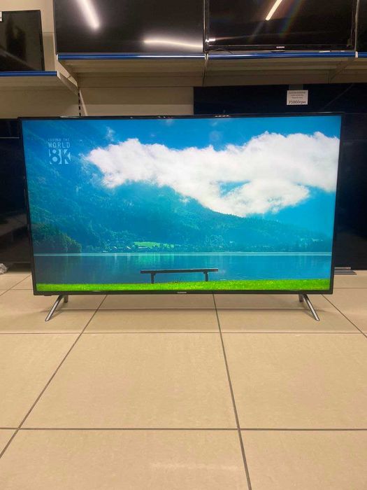 65" 4К UHD Смарт TELEFUNKEN D65V800 з Німеччини