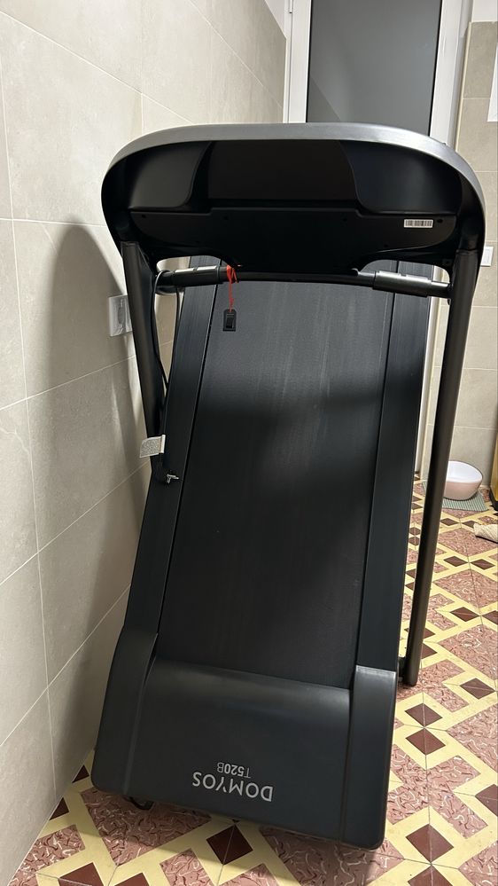 Passadeira Eletrica Domyos T520B - dobravel e pouco uso