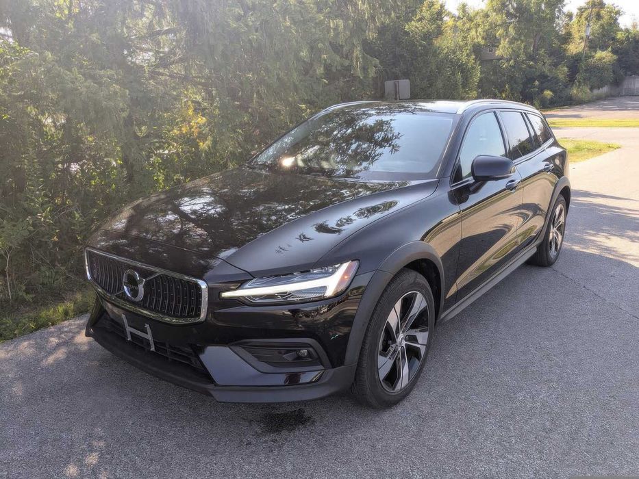 Volvo V60 Cross Country T5      2020