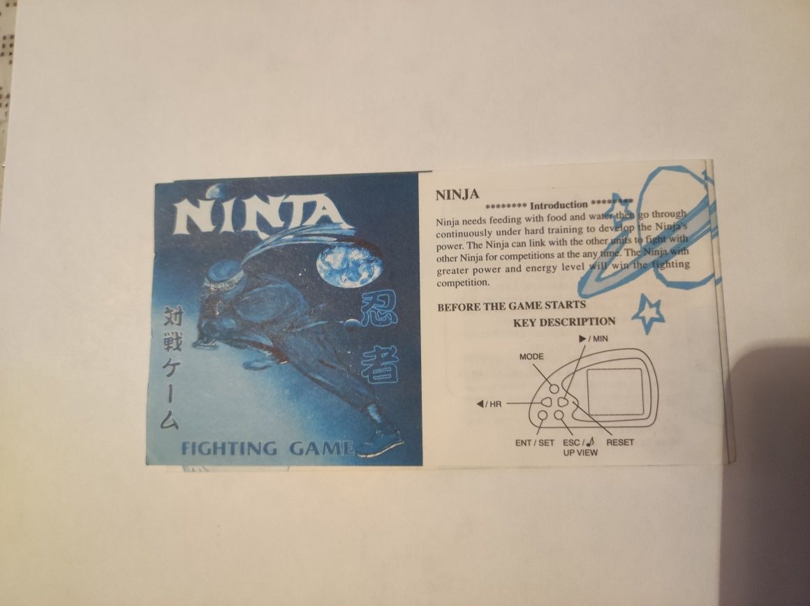 Тамагочі (retro) Ninja fighting game