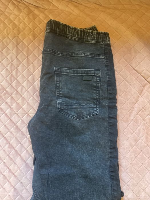 Joggery meskie cropp rozmiar 36