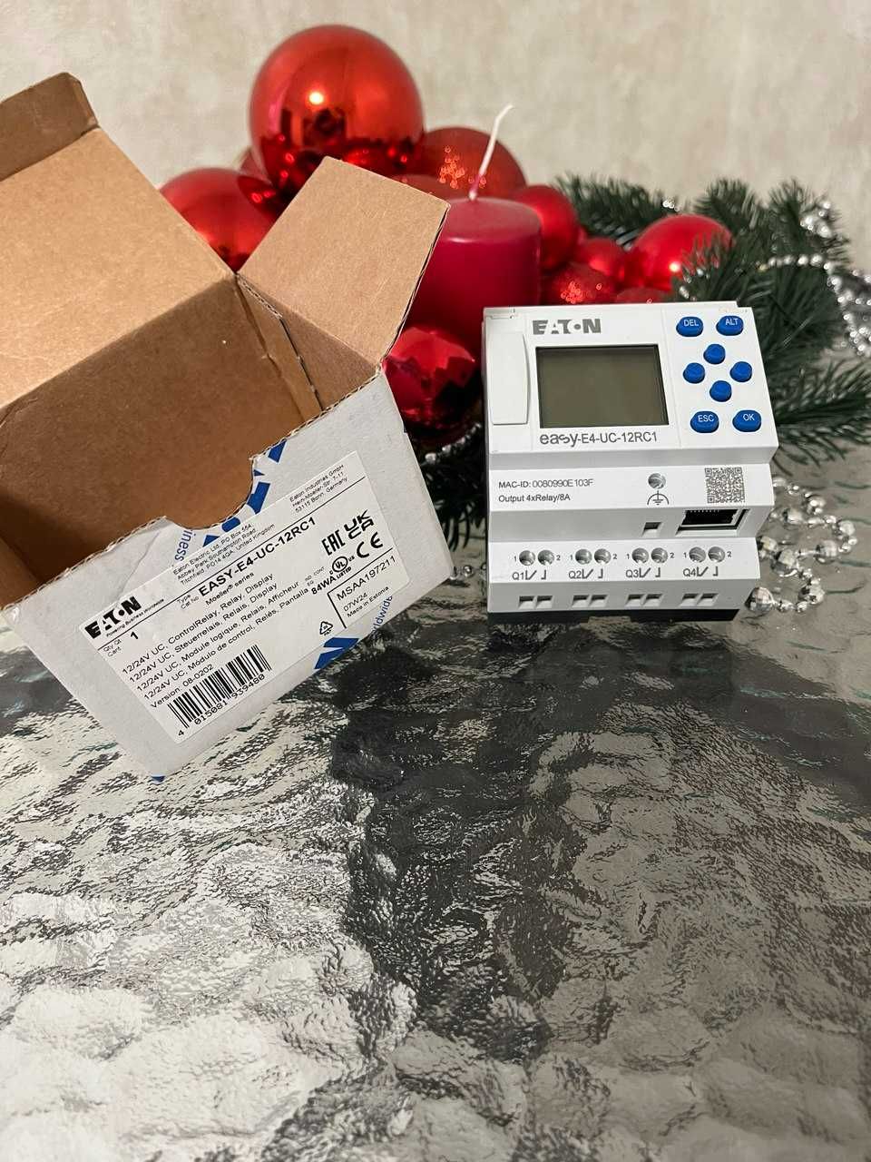 Програмоване реле Eaton ПЛК EASY-E4-UC-12RC1 8 дисплей+клавіатура,