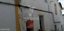 Imóvel na zona central de Arronches