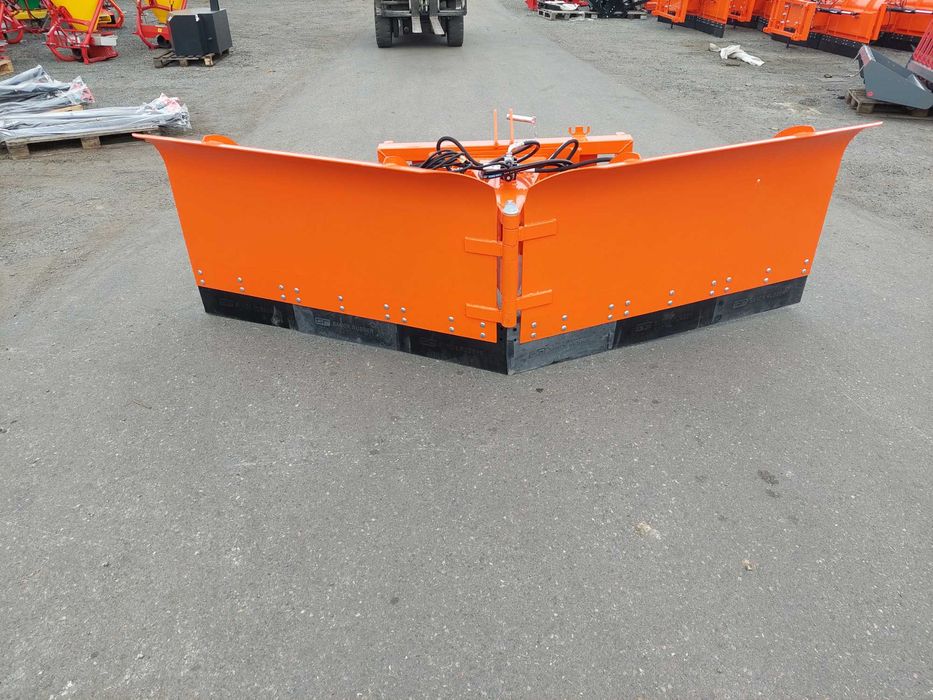 Pług Strzałkowy Metal-Technik 3,0 m-Lemiesz Gumowy - Kopiowanie terenu