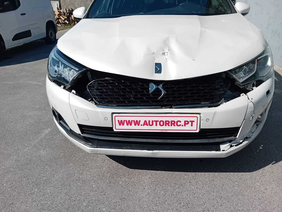 DS4 1.6 Bluehdi c/auto ( pequeno sinistro)