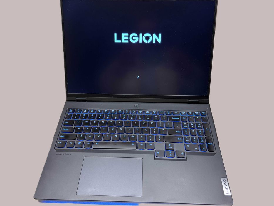 Laptop Lenovo Legion Pro 7 16IRX8 i9 32 GB 1 TB -  82WR