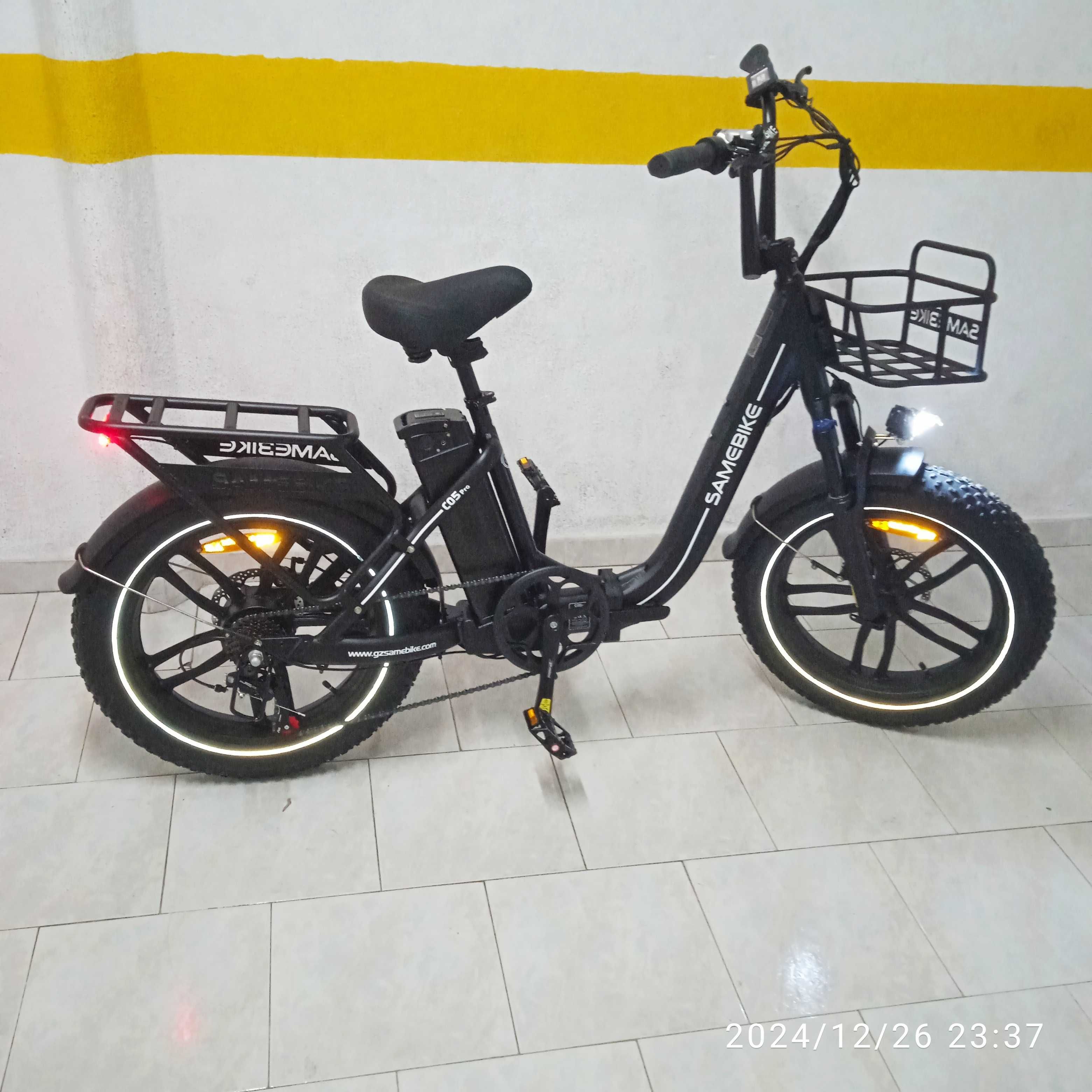 Bicicleta elétrica Nova, 0 Km. Aproveite. Com cesto.