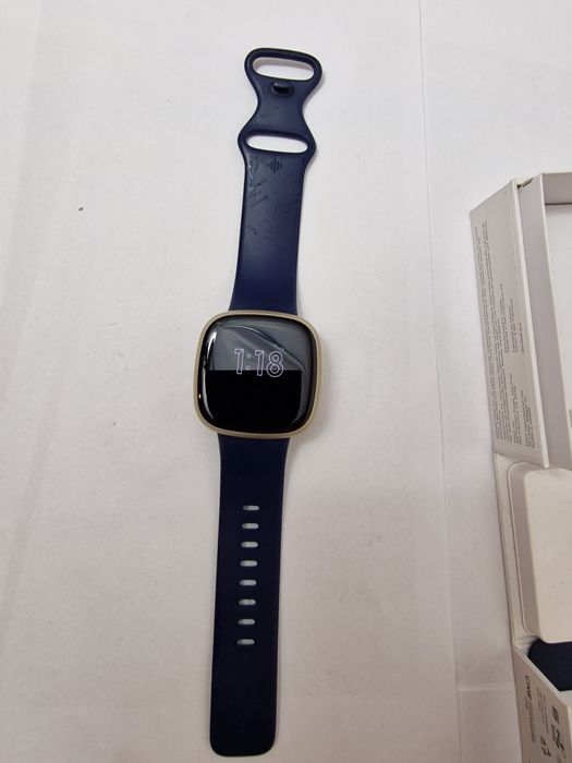 Smartwatch fitbit versa 3